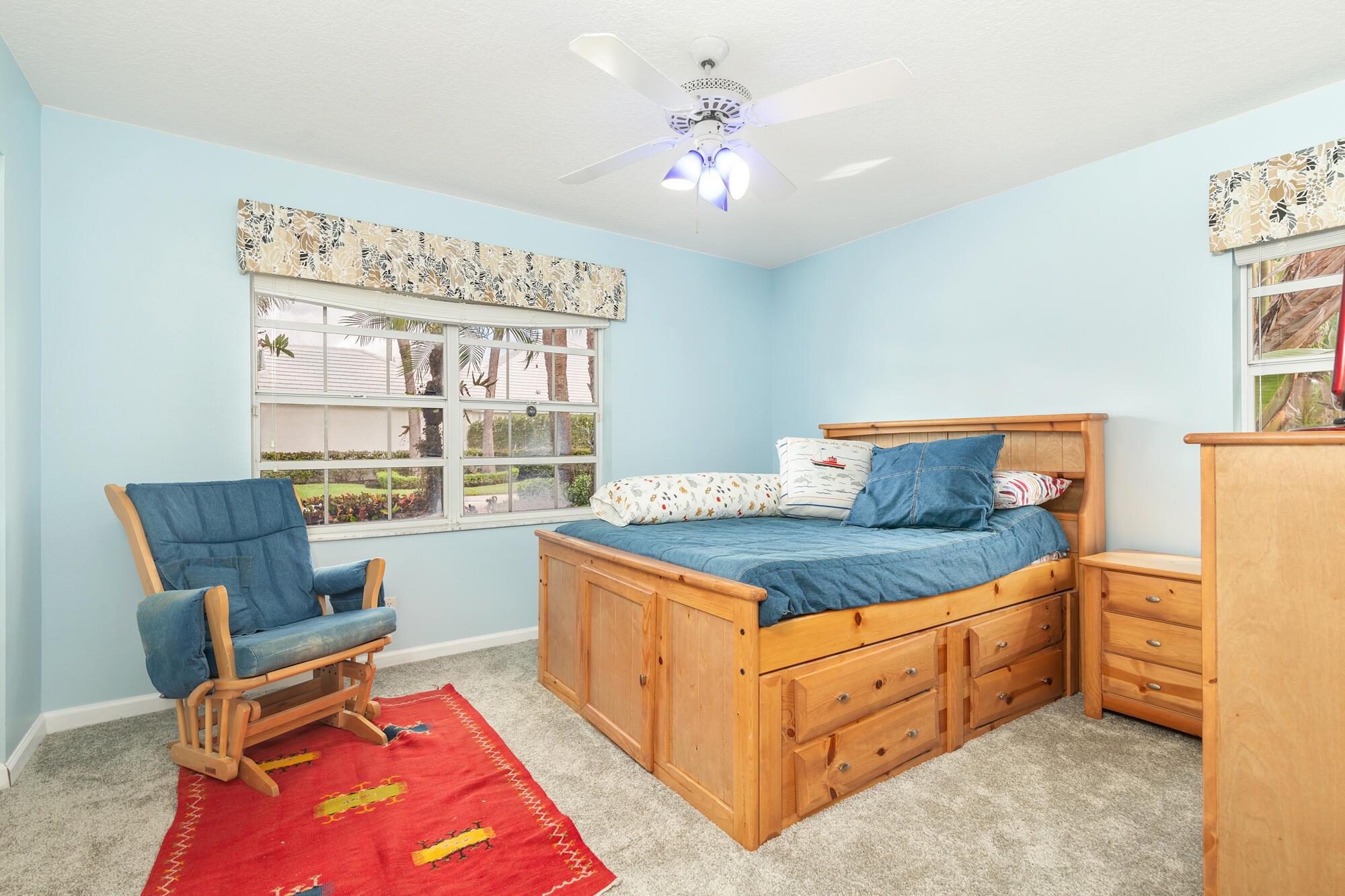 BREAKERS WEST - Residential