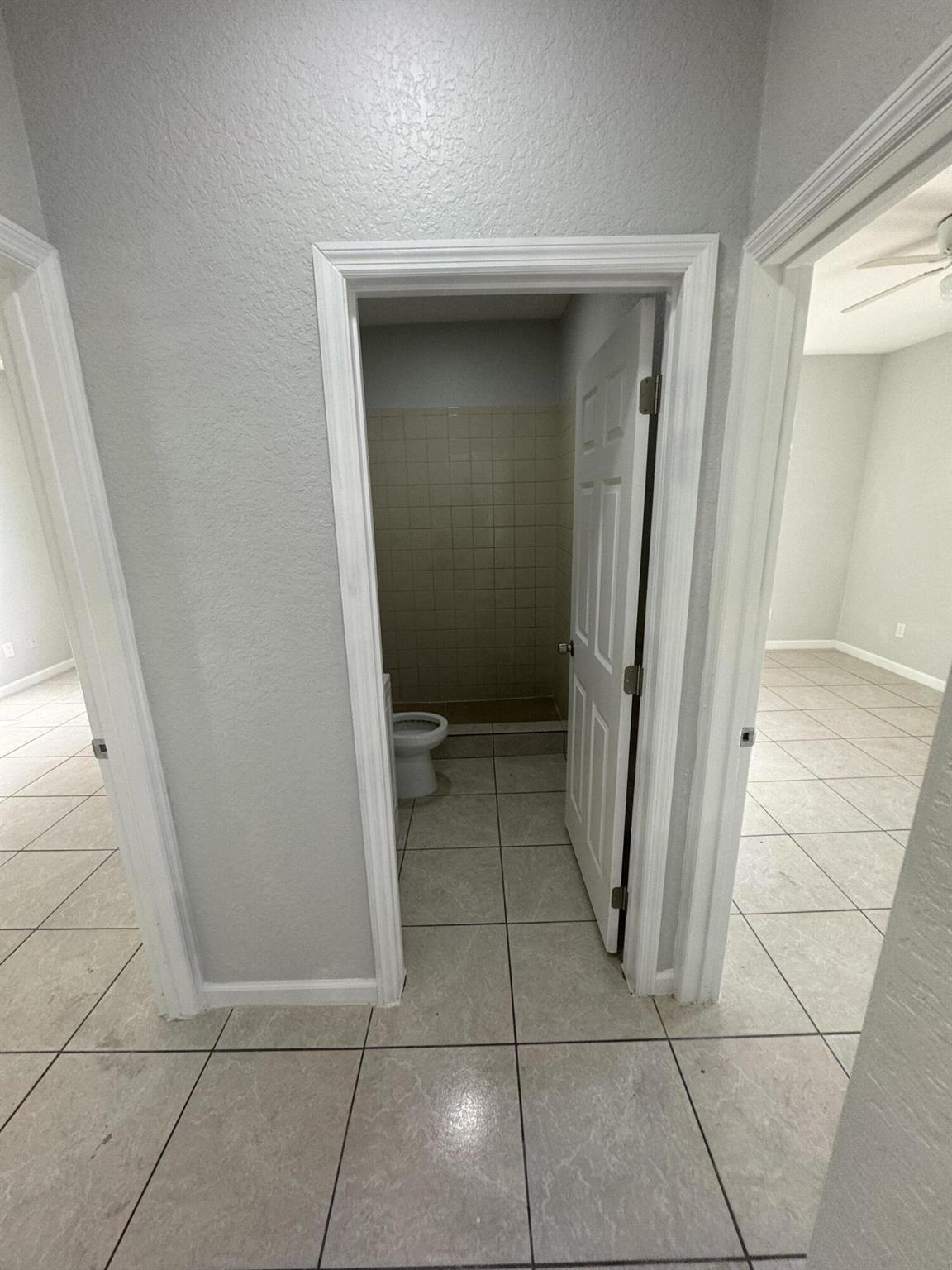 DELRAY MANOR ADD - Residential Lease