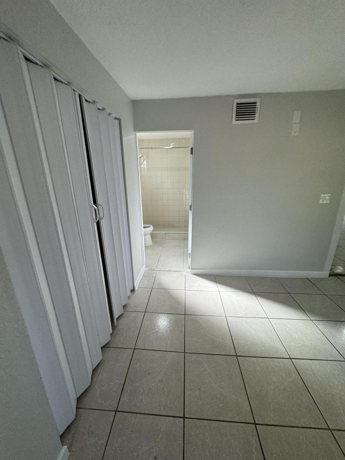 DELRAY MANOR ADD - Residential Lease