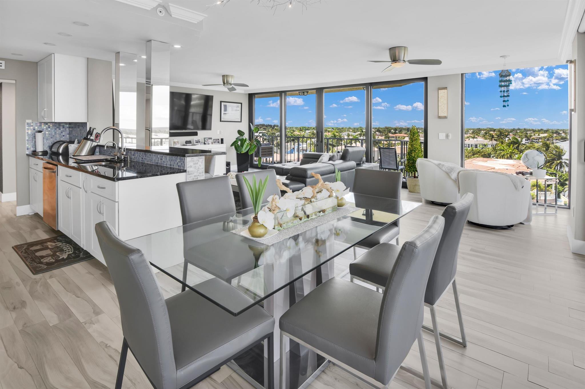 Porta Bella East and Port - Residential Lease
