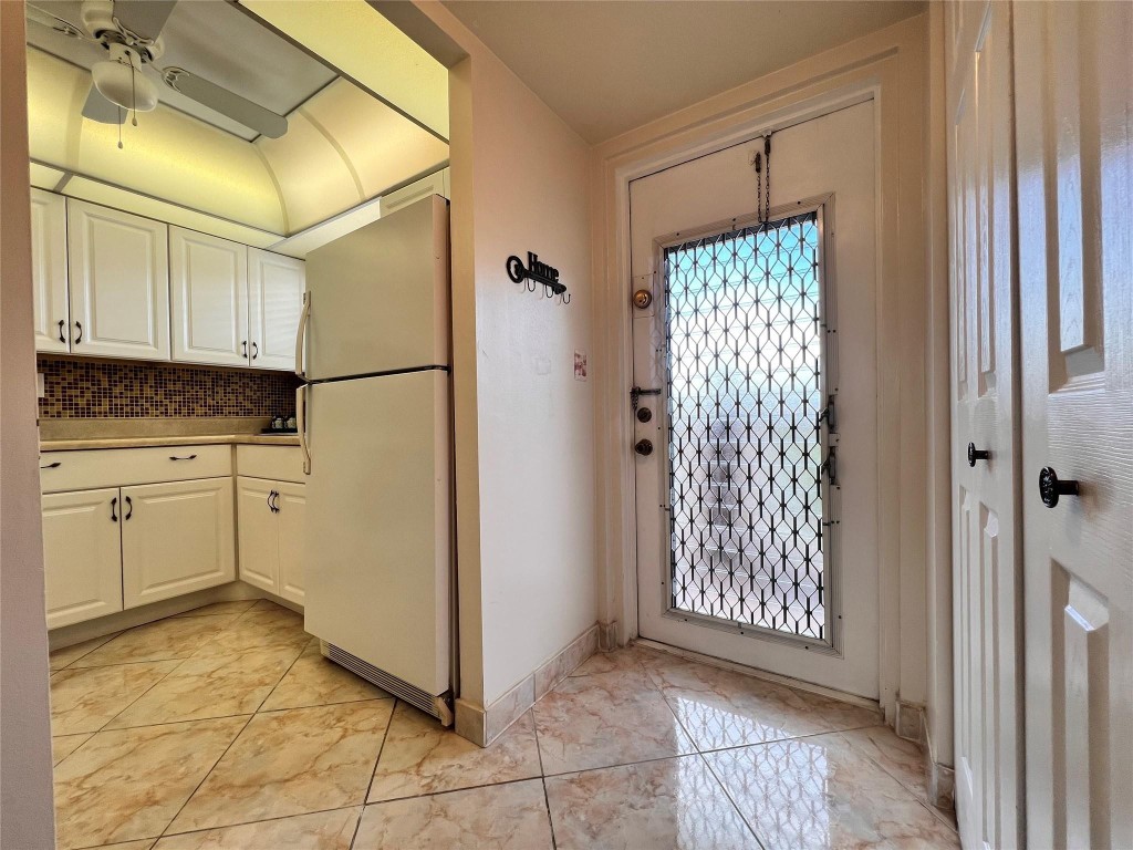 SUNRISE LAKES PH 3 - Residential