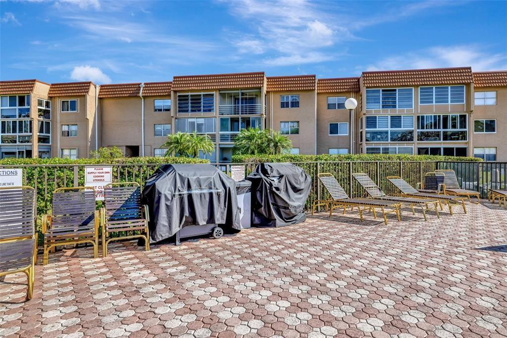 SUNRISE LAKES PH 3 - Residential