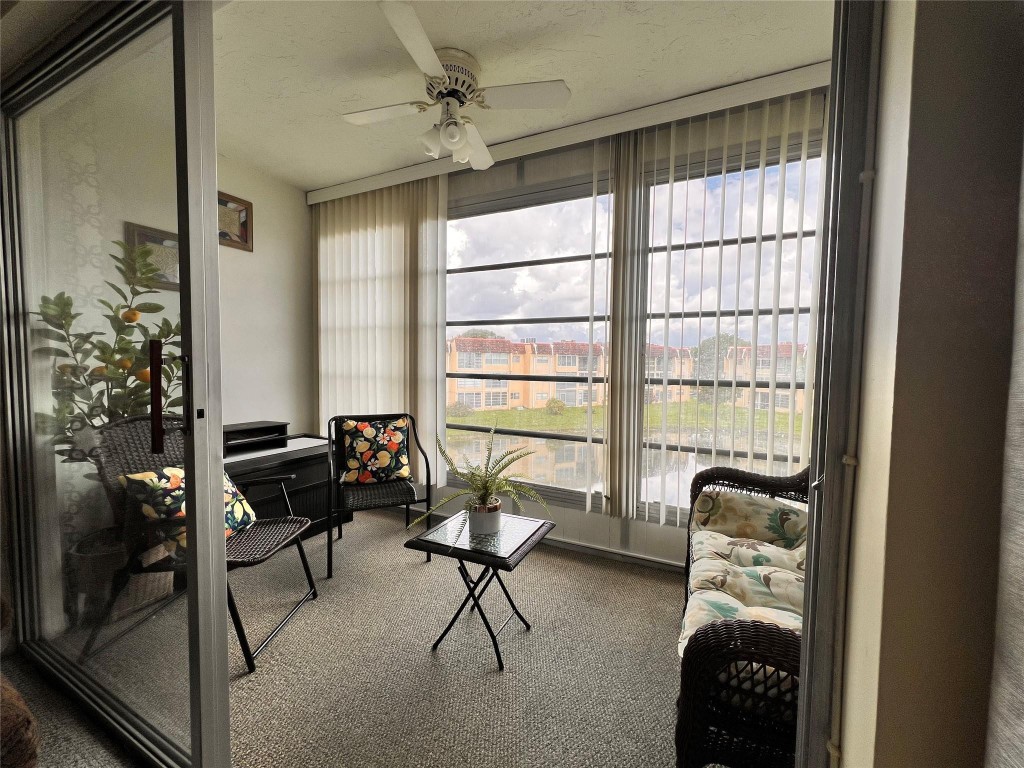 SUNRISE LAKES PH 3 - Residential