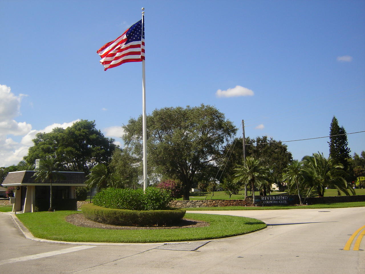 RIVERBEND CONDO - Residential