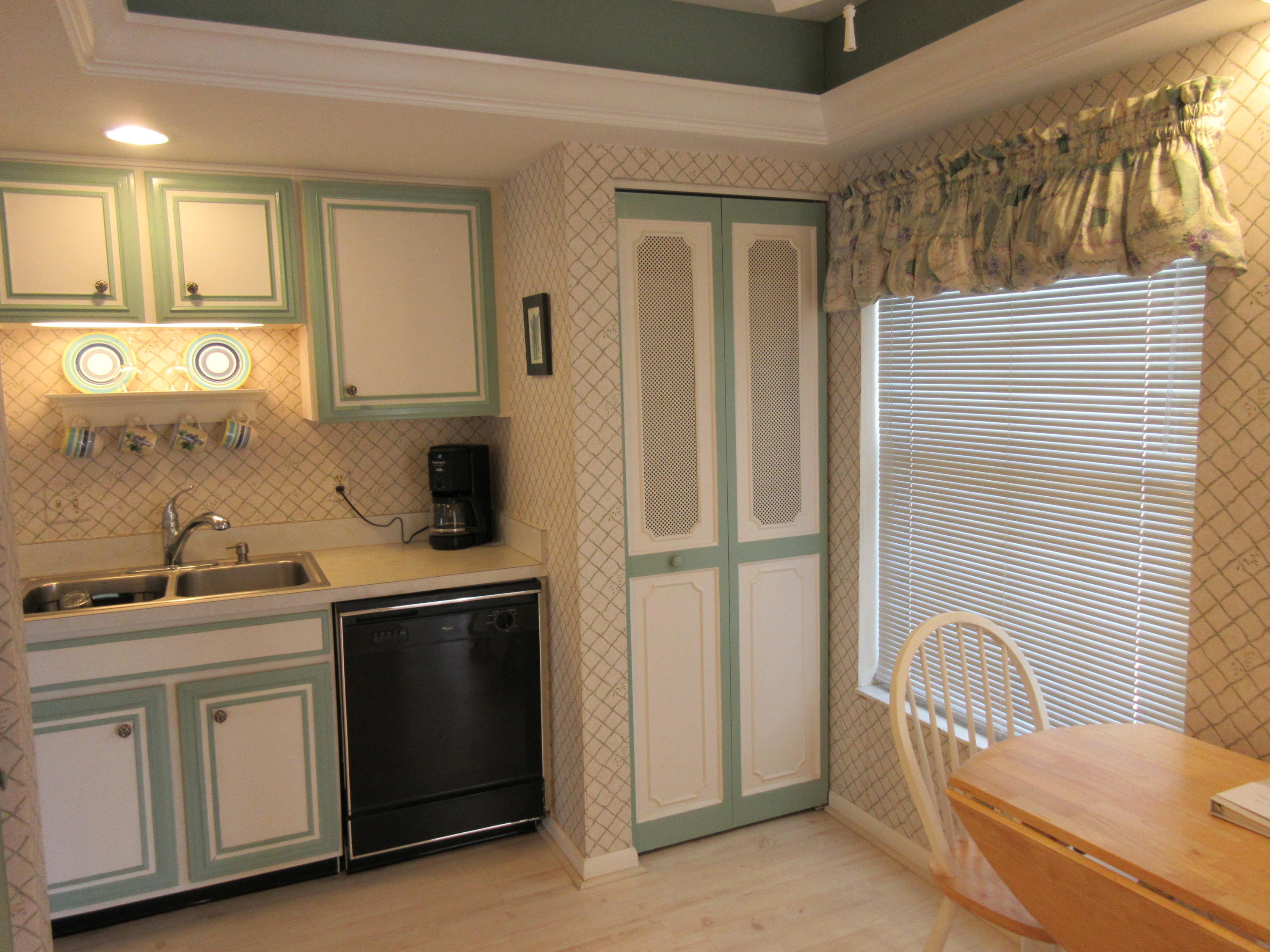 RIVERBEND CONDO - Residential