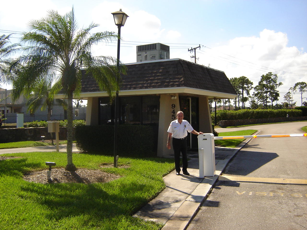 RIVERBEND CONDO - Residential