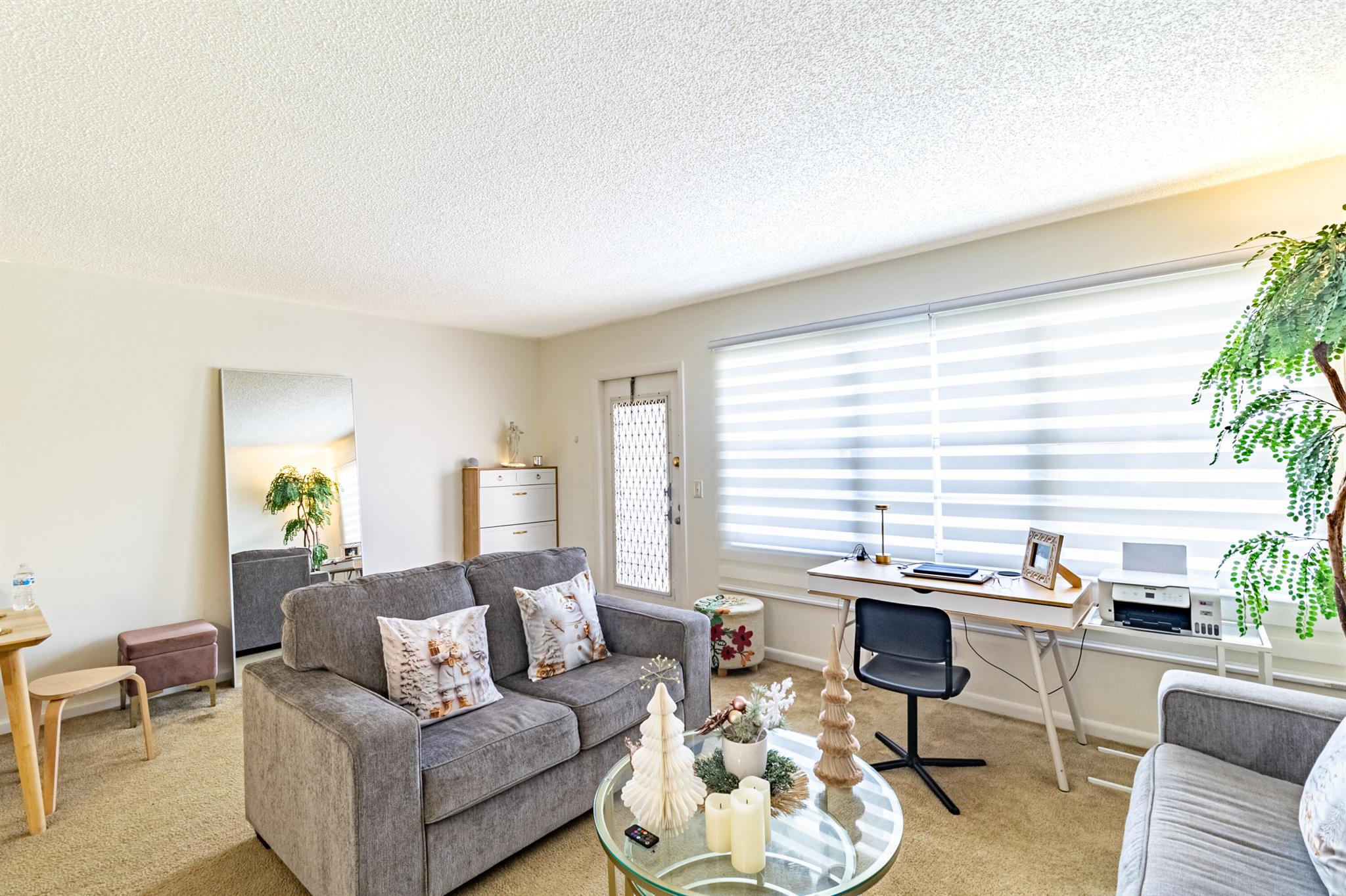 CENTURY VILLAGE CONDO (Su - Residential