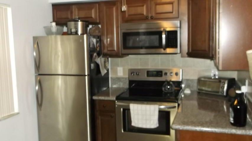 1010 Lake Shore Drive 104
