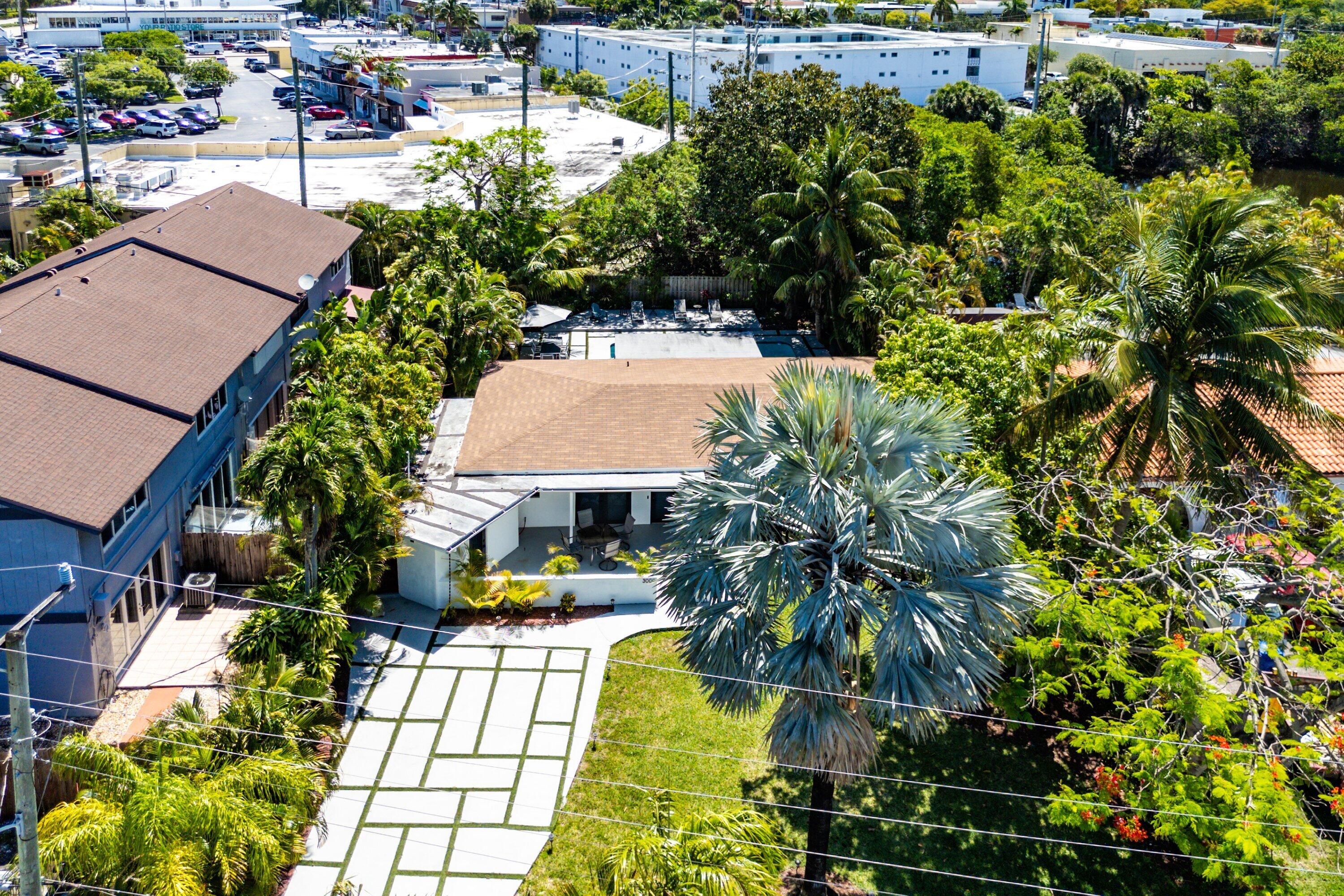 CORAL SHORES - Residential