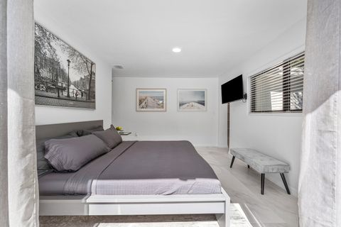 Tiny photo for 3000 NE 21st Terrace, Fort Lauderdale, FL 33306 (MLS # B26027837)