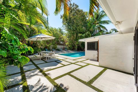 Tiny photo for 3000 NE 21st Terrace, Fort Lauderdale, FL 33306 (MLS # B26027837)