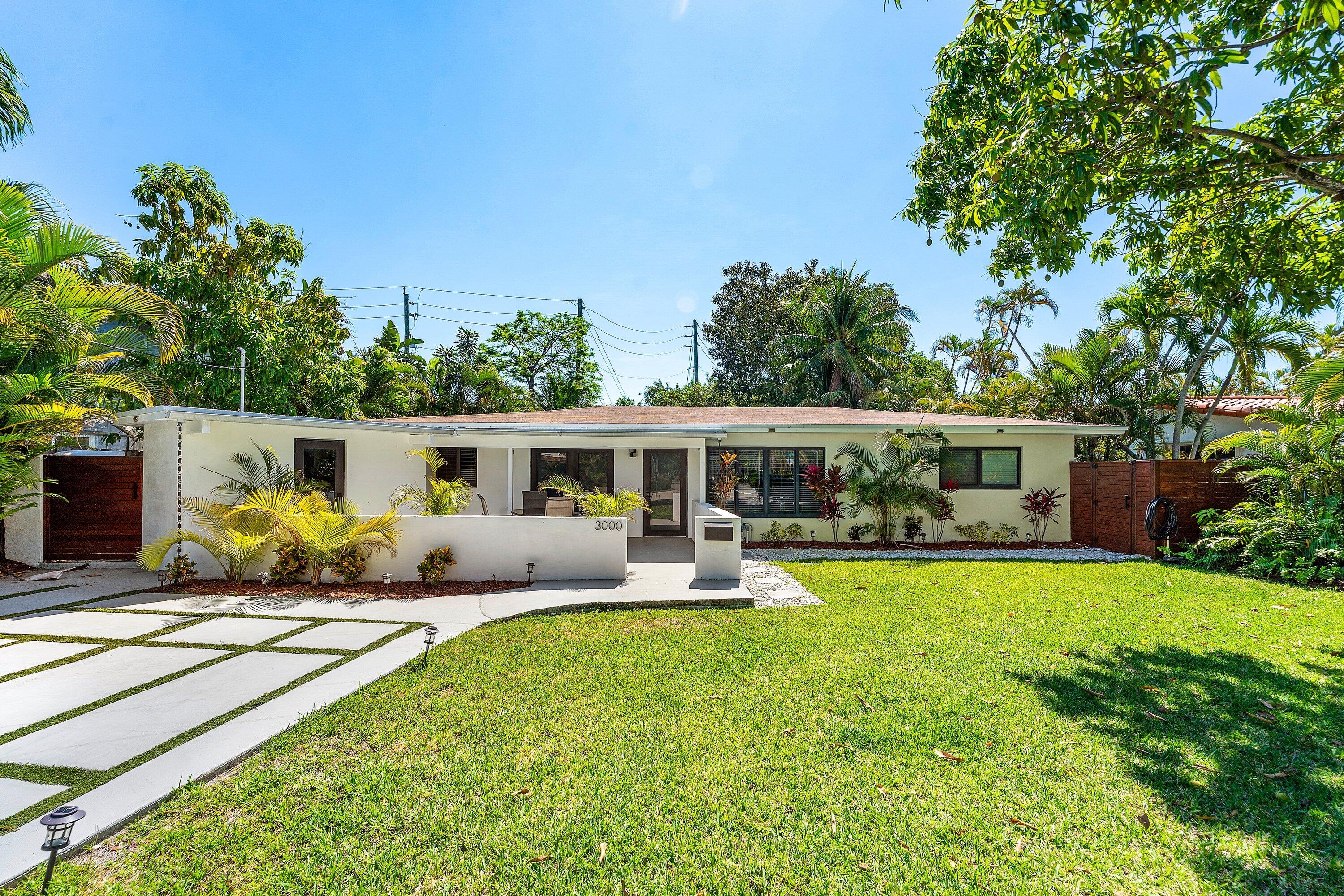 CORAL SHORES - Residential