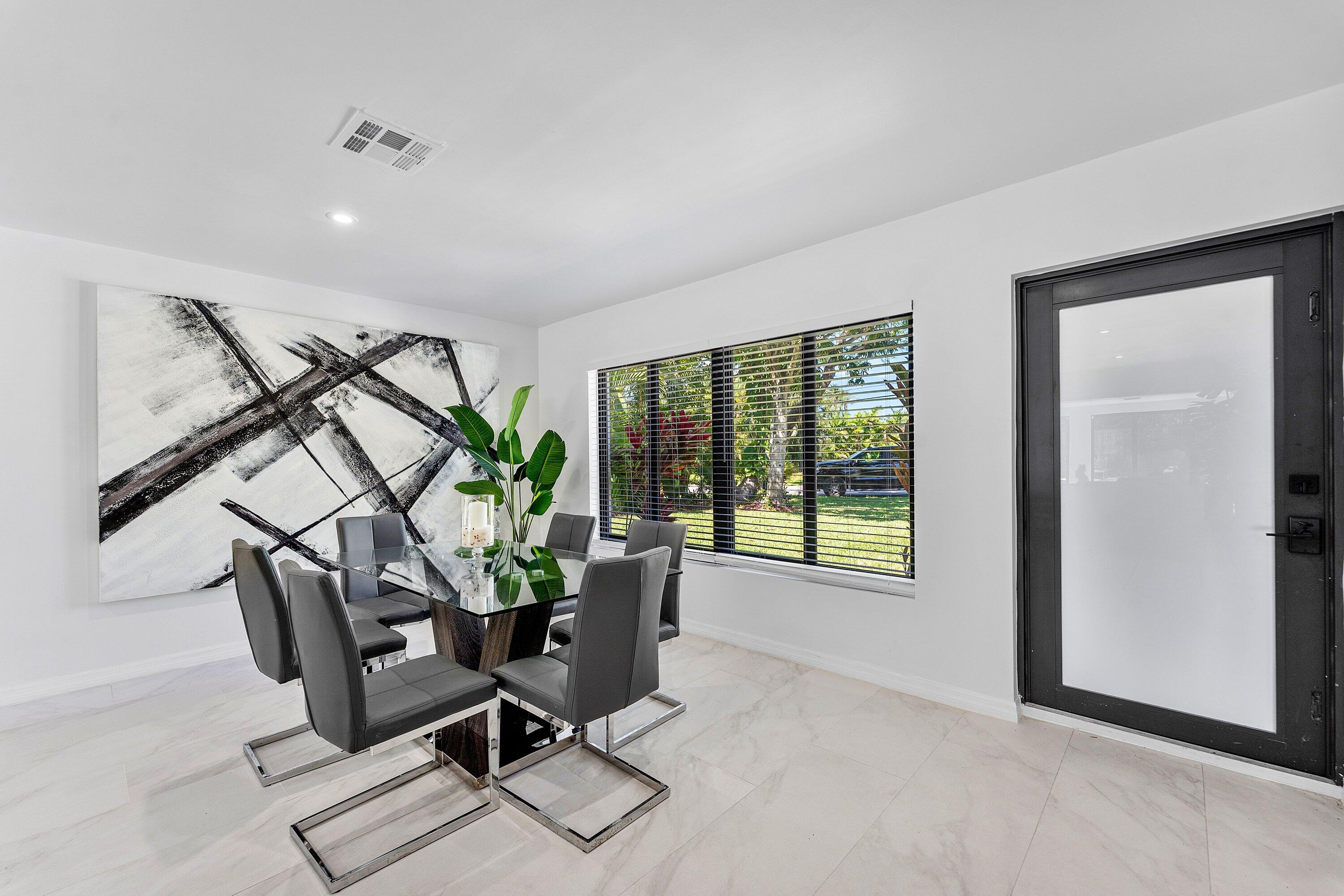CORAL SHORES - Residential