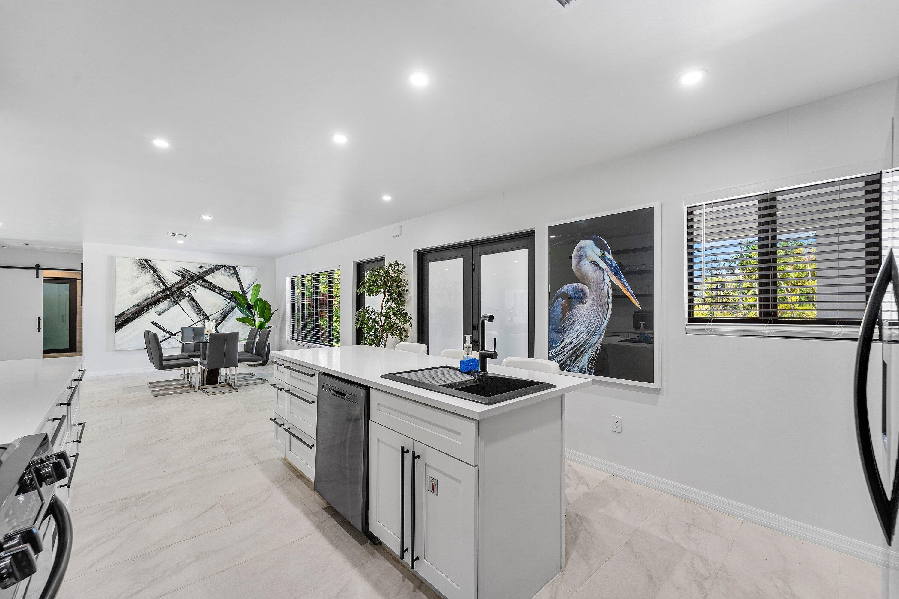 CORAL SHORES - Residential