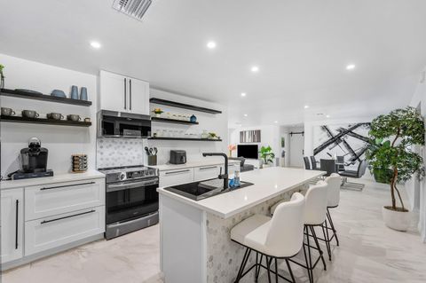 Tiny photo for 3000 NE 21st Terrace, Fort Lauderdale, FL 33306 (MLS # B26027837)