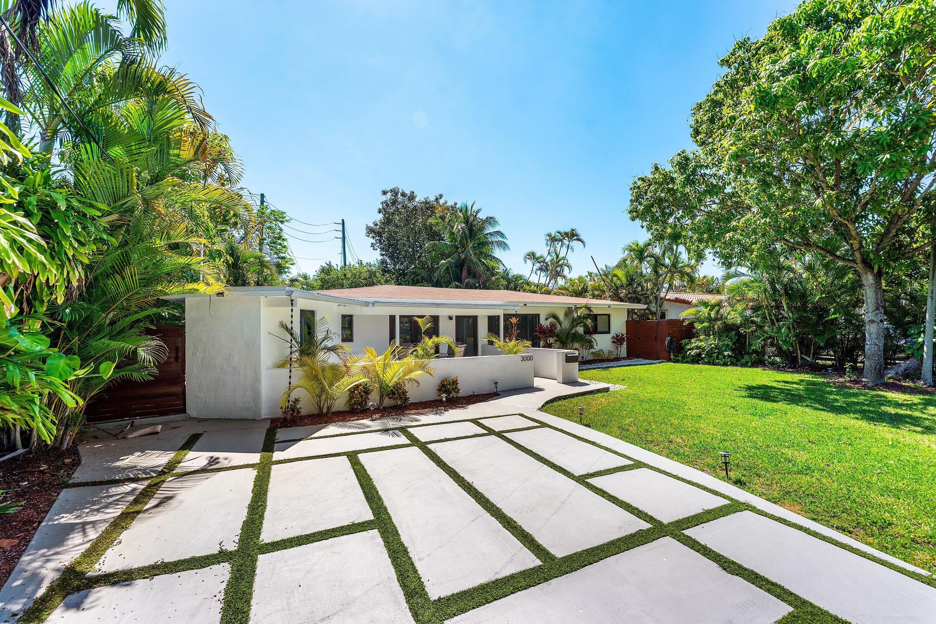 CORAL SHORES - Residential