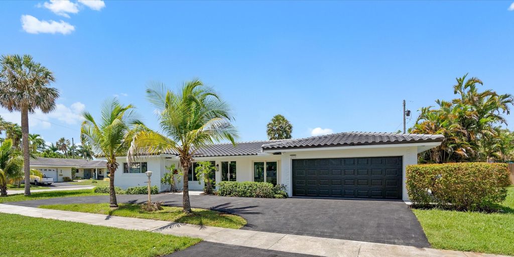 Photo of 2919 NW 11TH Terrace, Wilton Manors, FL 33311 (MLS # B26054998)