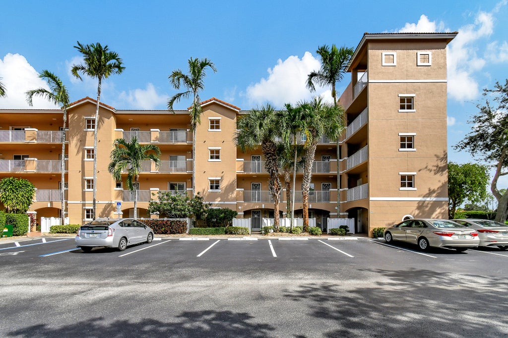 Photo of 5842 Crystal Shores Drive #207, Boynton Beach, FL 33437 (MLS # R11085848)