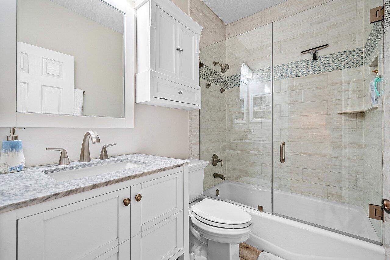 THE HARBORS - Residential