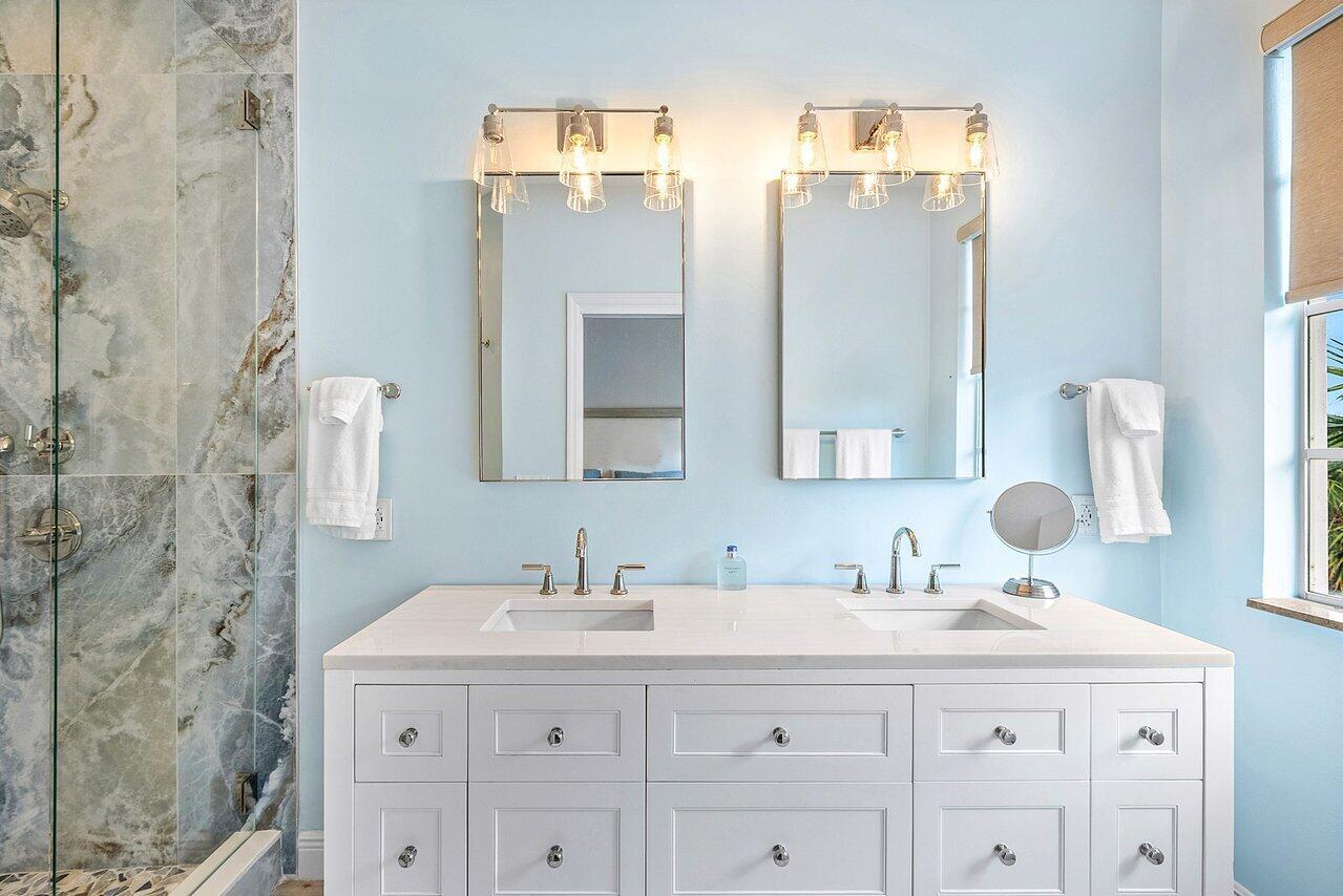 THE HARBORS - Residential