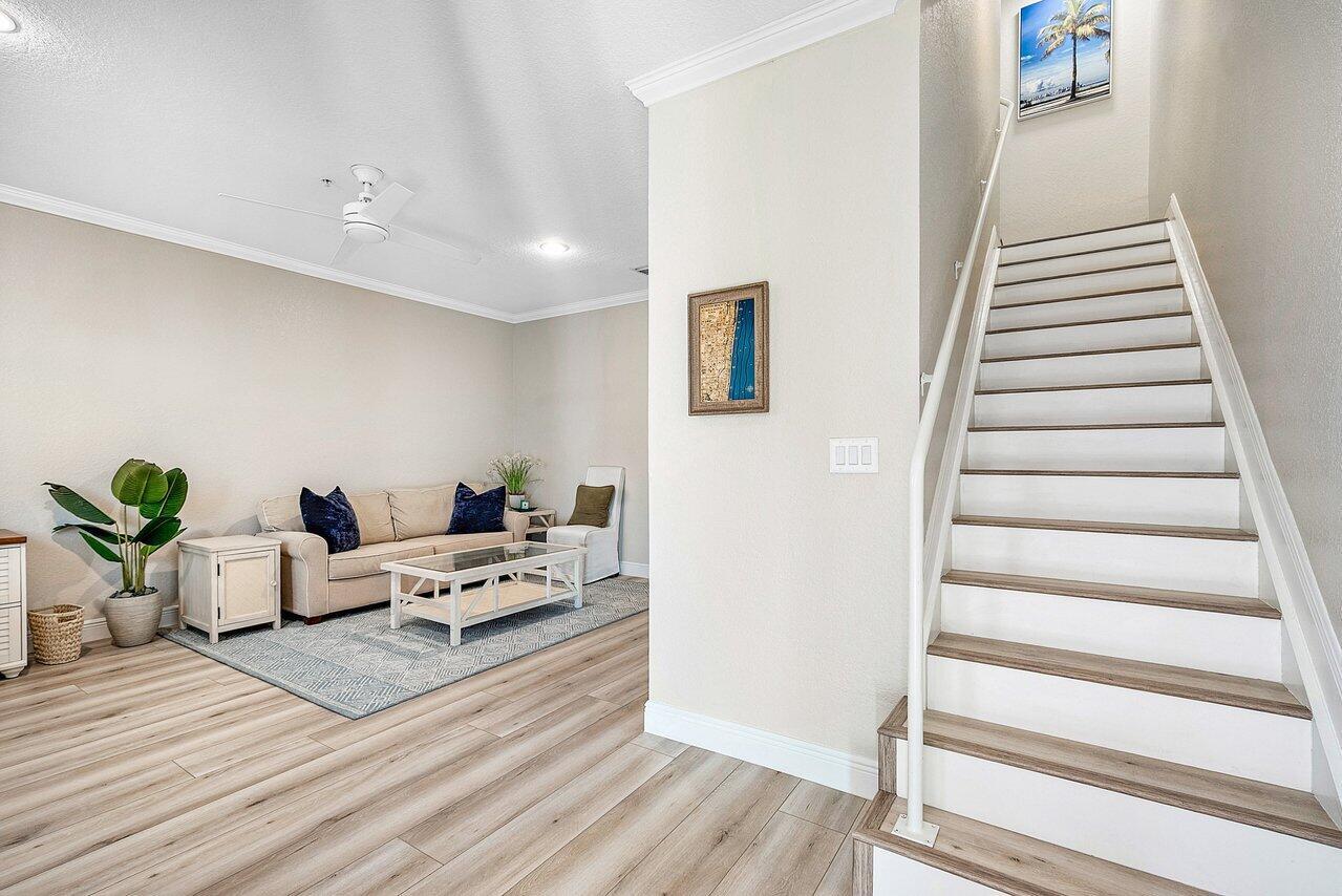 THE HARBORS - Residential