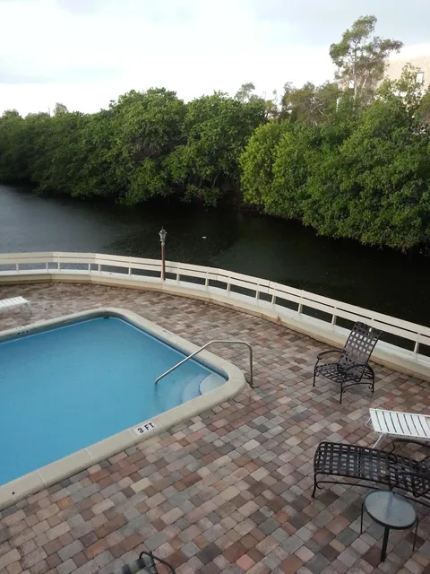 1400 NE 54th Street Unit 105, Fort Lauderdale, FL MLS: R11083075