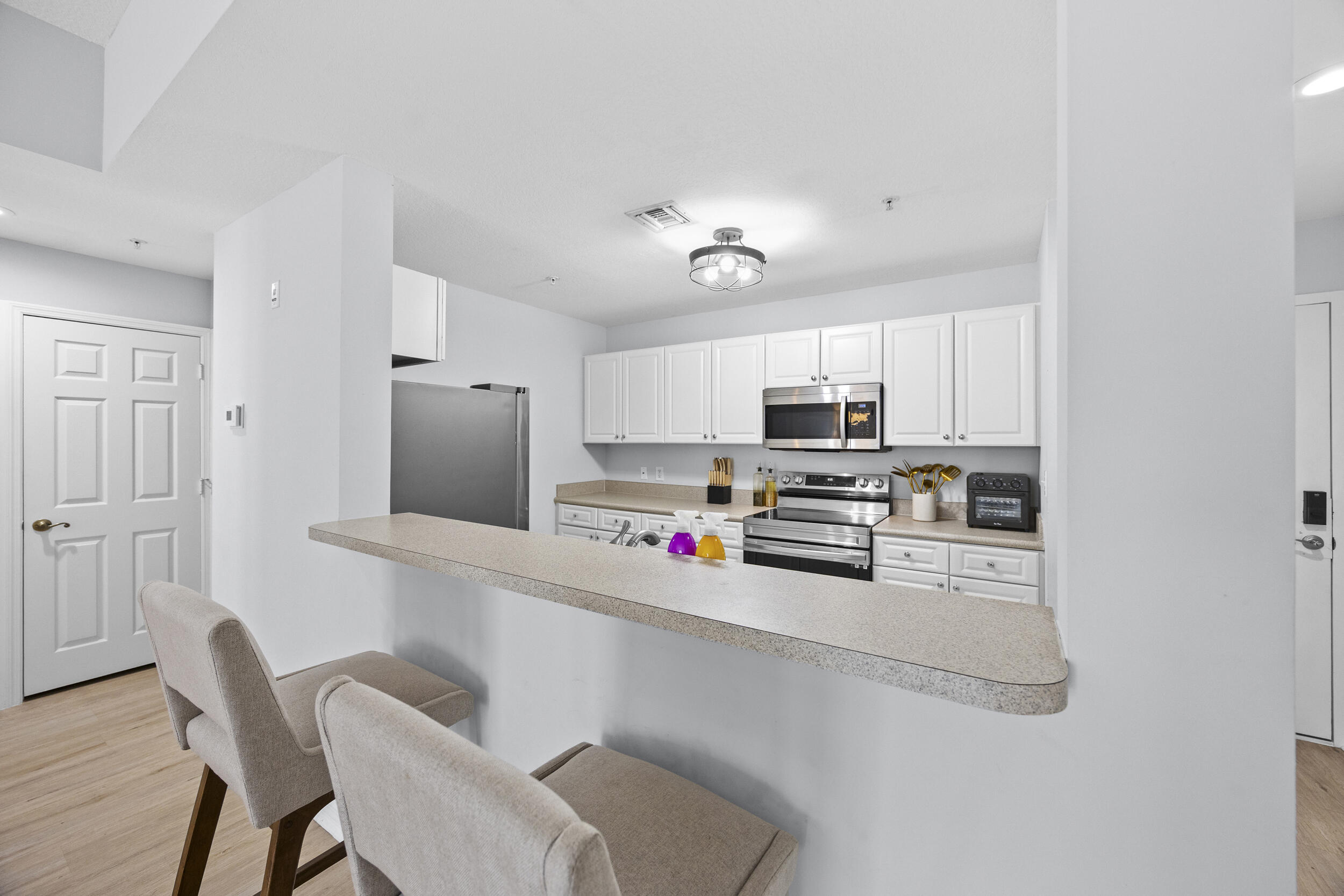 VILLAGE AT ABACOA CONDO - Residential Lease