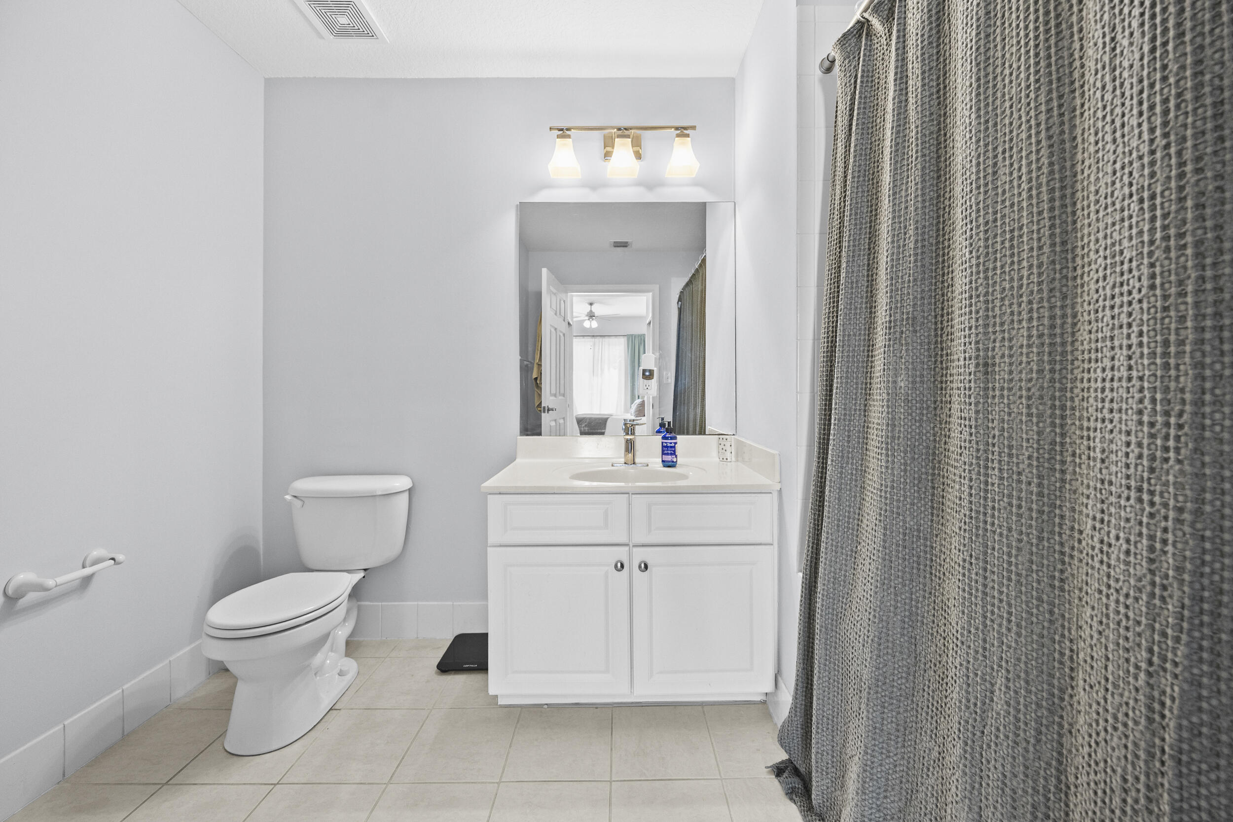 VILLAGE AT ABACOA CONDO - Residential Lease