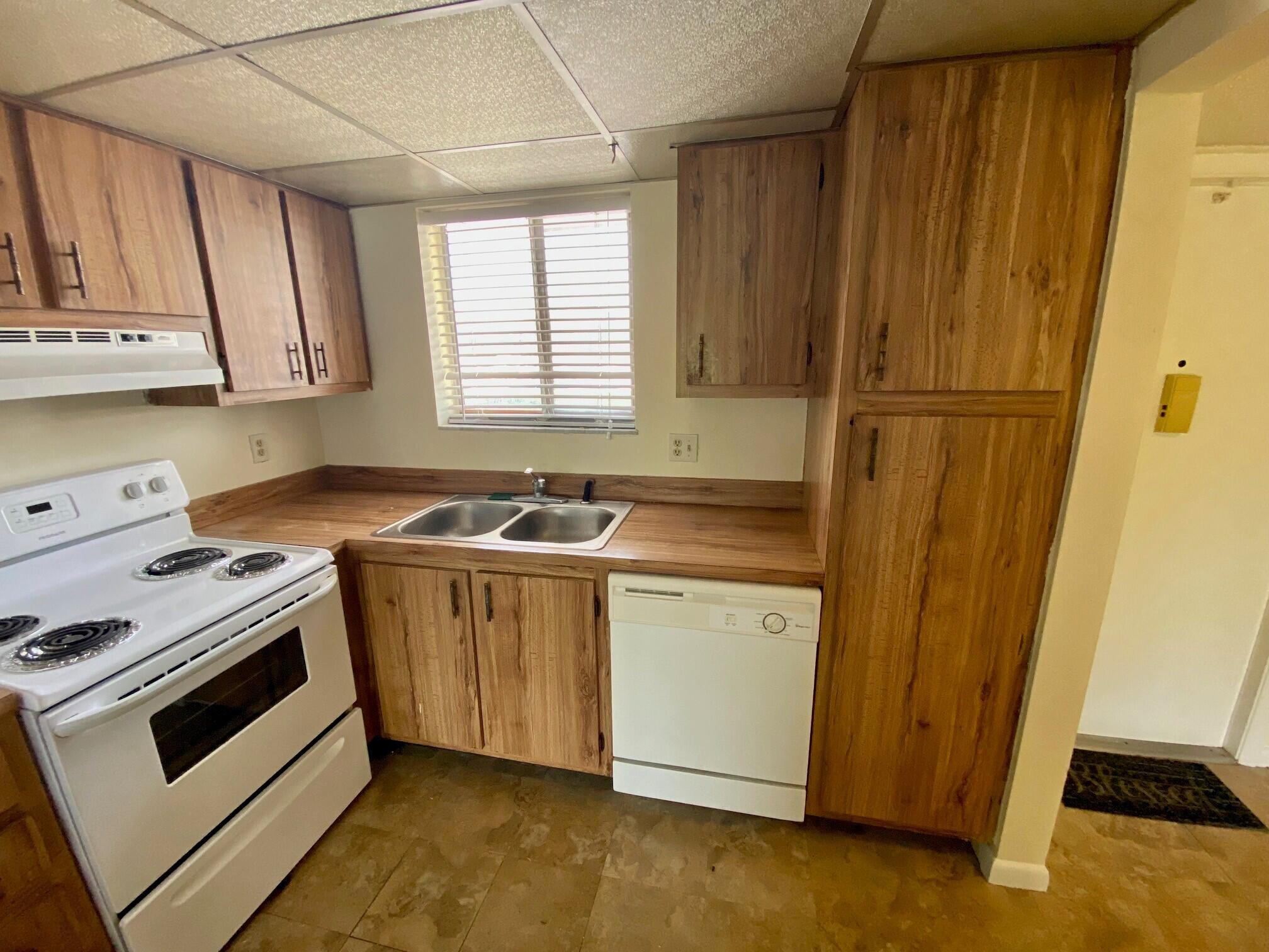 Waterway Club Apartments - Commercial Sale