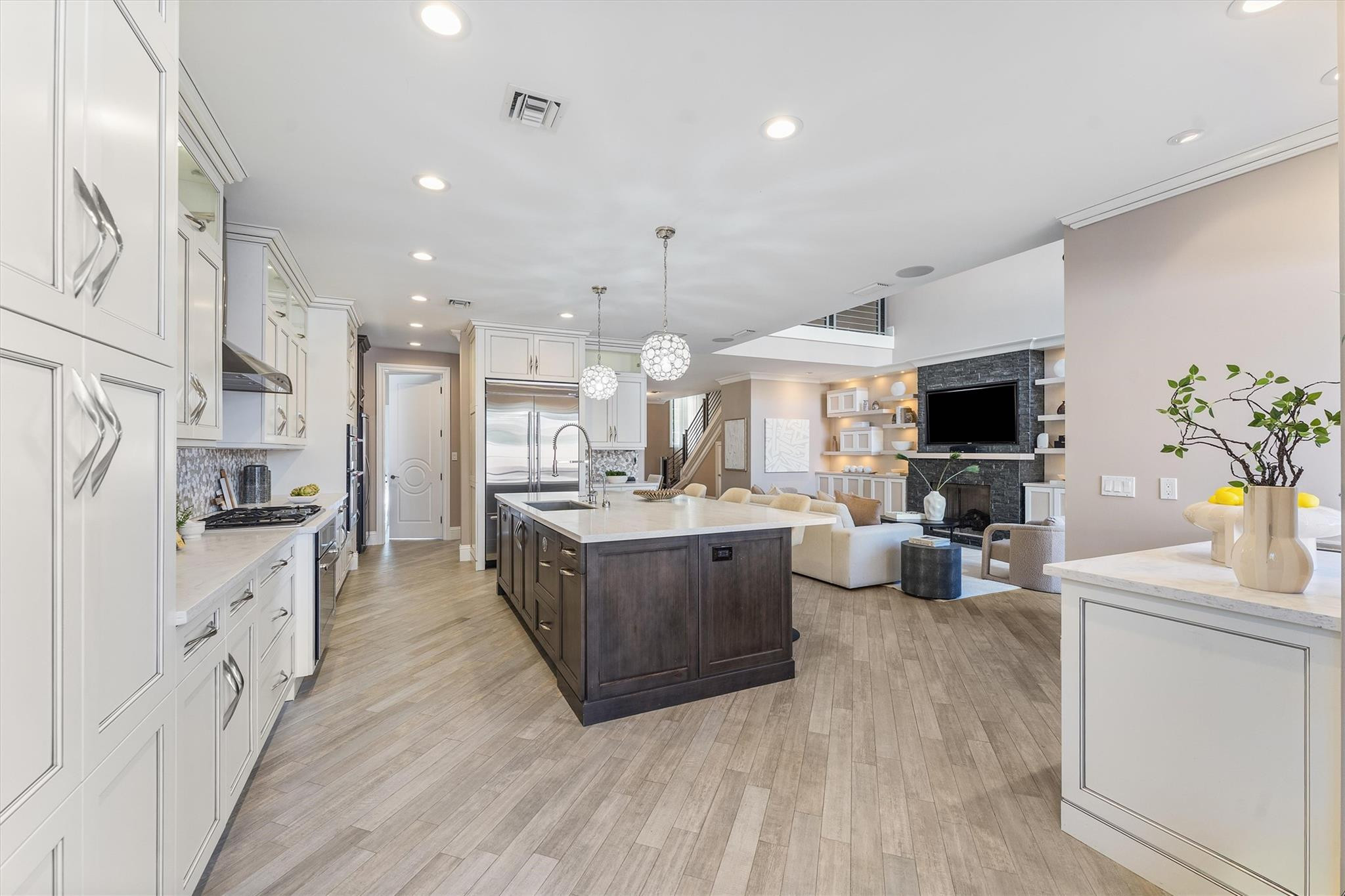 ENCLAVE AT VICTORIA PARK - Residential