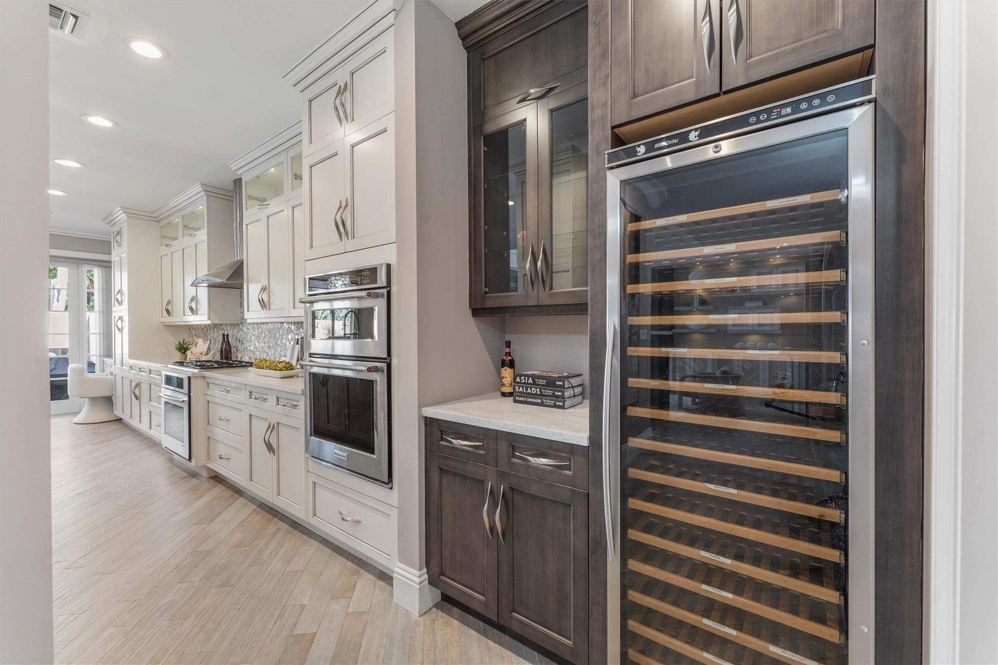 ENCLAVE AT VICTORIA PARK - Residential