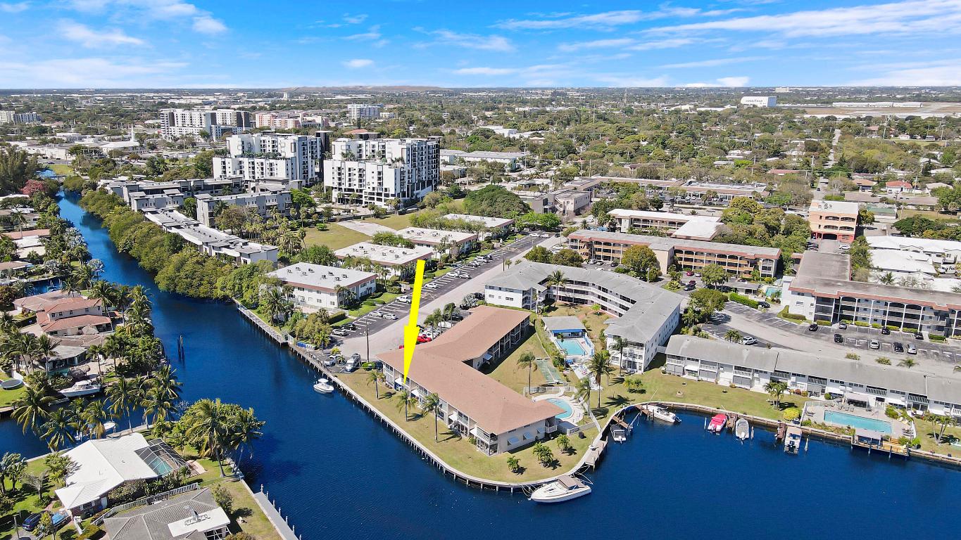 LAKESHORE LODGE CO-OP - Residential