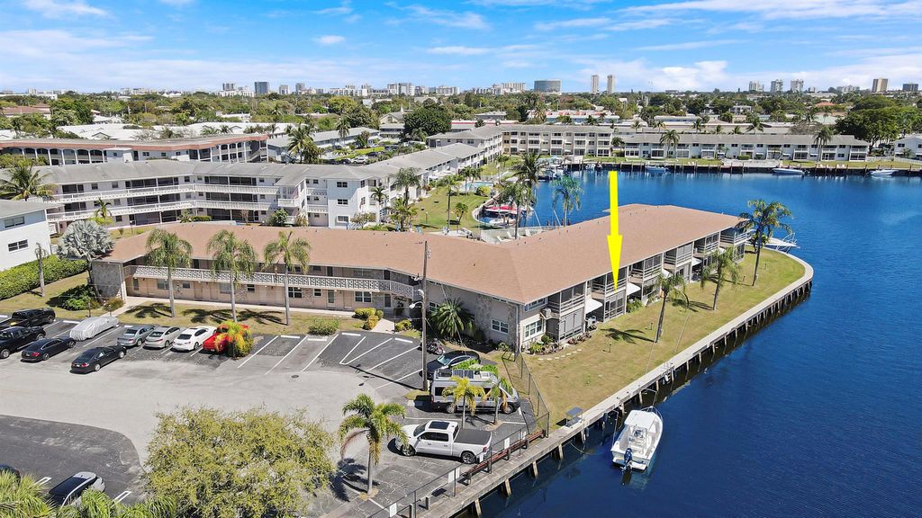 Photo of 298 SE 6th Avenue #6, Pompano Beach, FL 33060 (MLS # R11133876)
