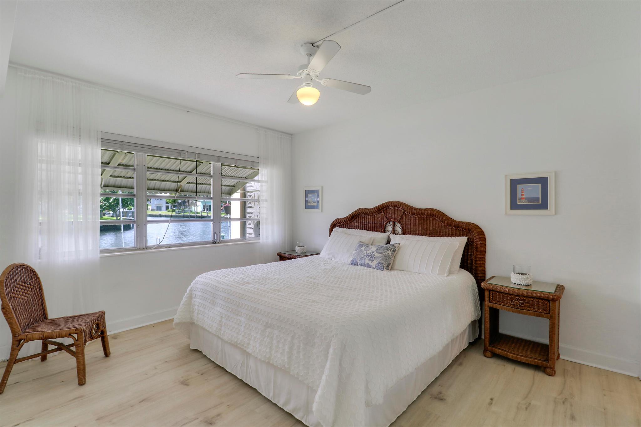 LAKESHORE LODGE CO-OP - Residential
