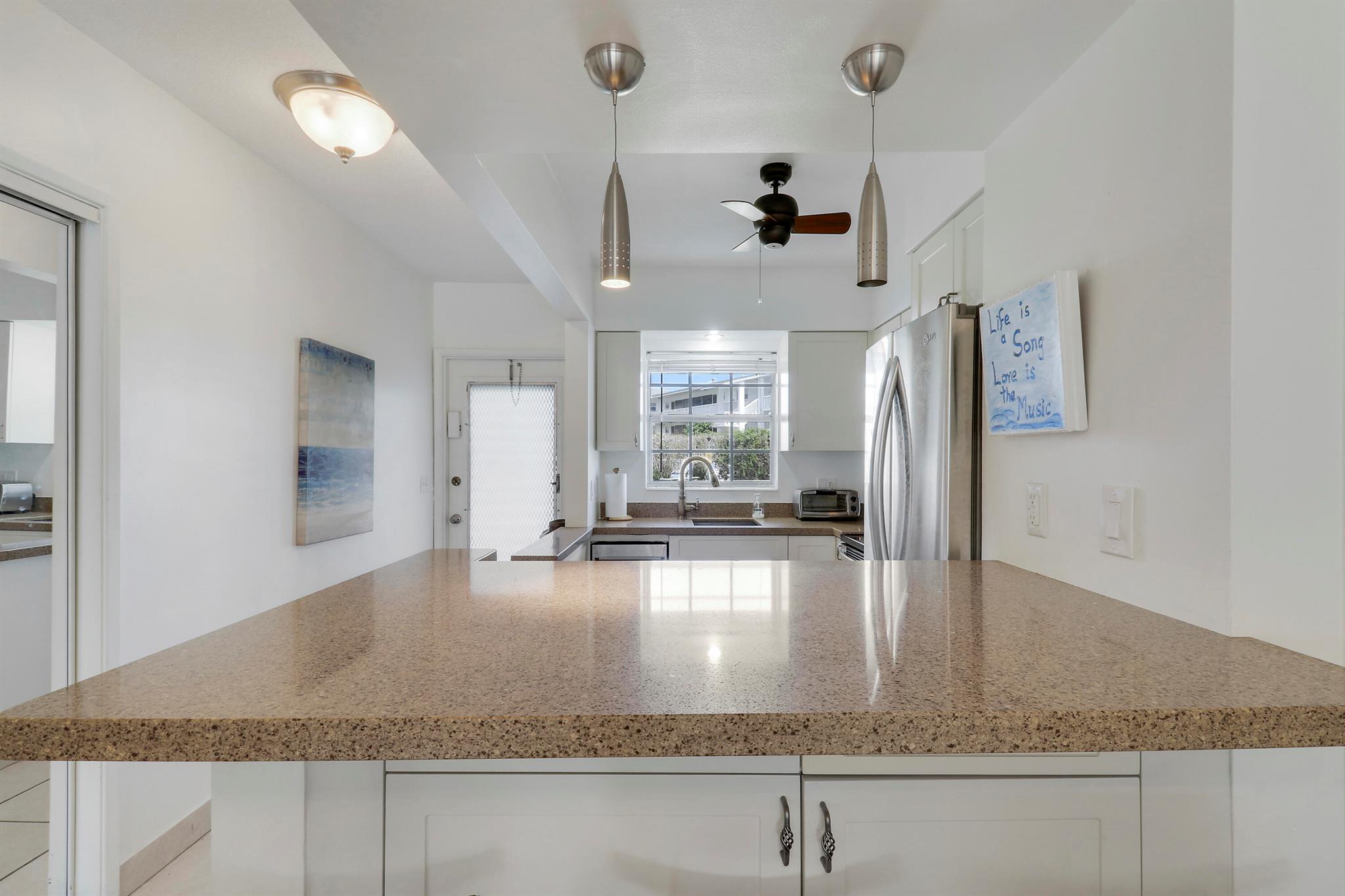 LAKESHORE LODGE CO-OP - Residential