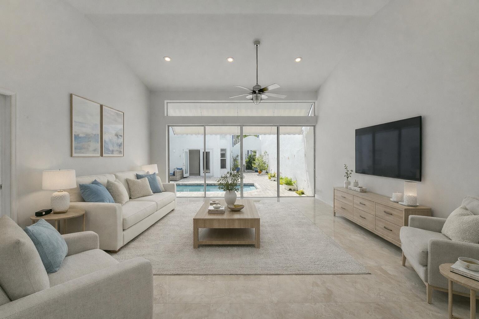 MYKONOS COURT OF BOCA GOLF & TENNIS CLUB - Residential