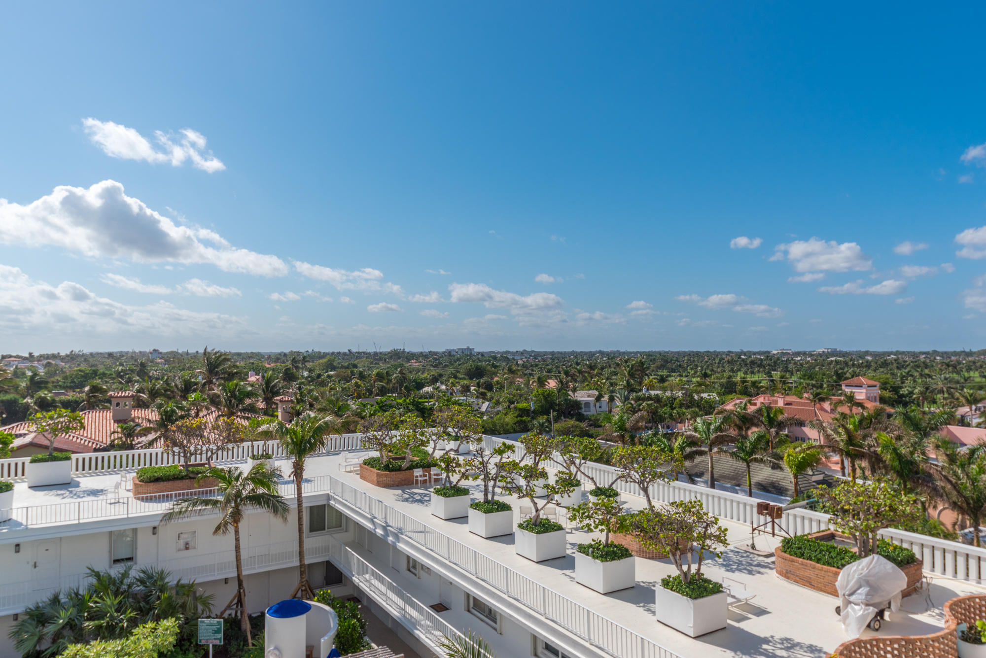 WINTHROP HOUSE COND DECL - Residential