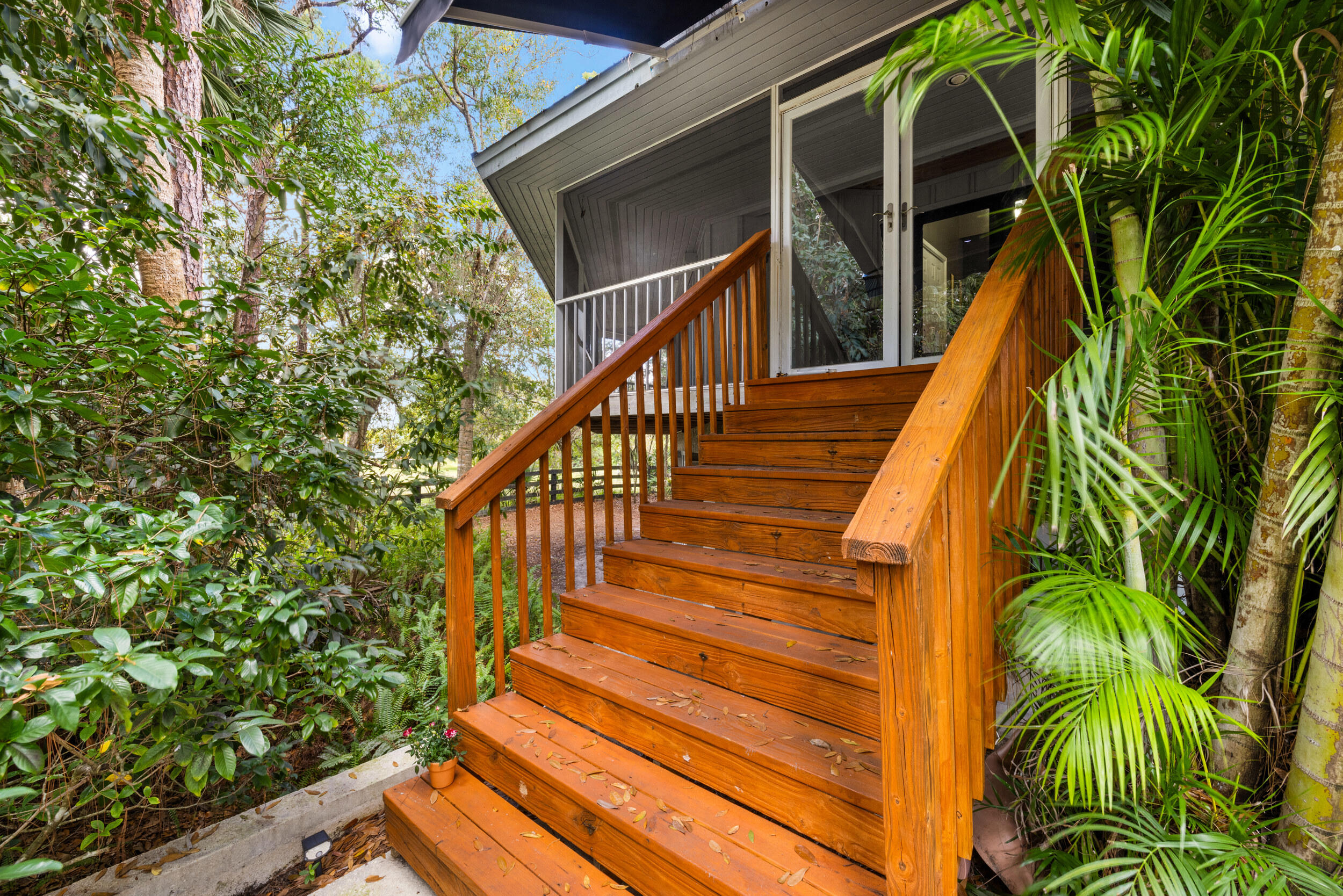 535 SW Linden Street