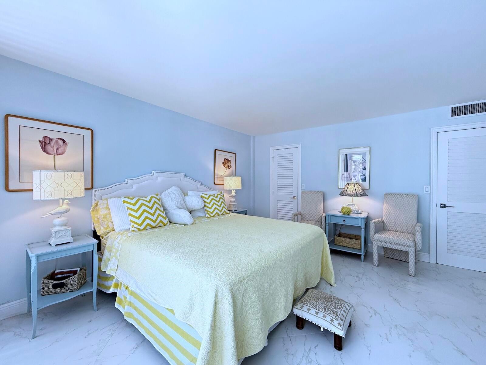 BARCLAY CONDO - Residential Lease