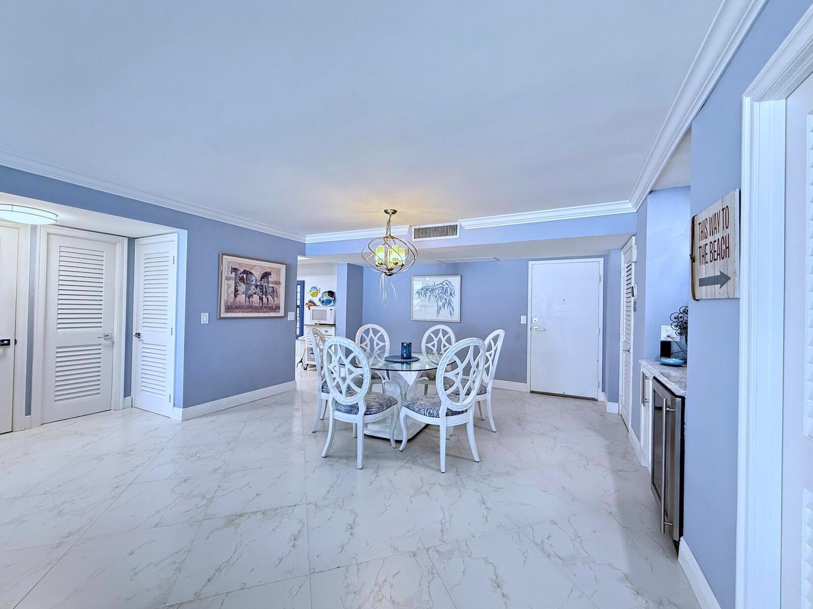 BARCLAY CONDO - Residential Lease