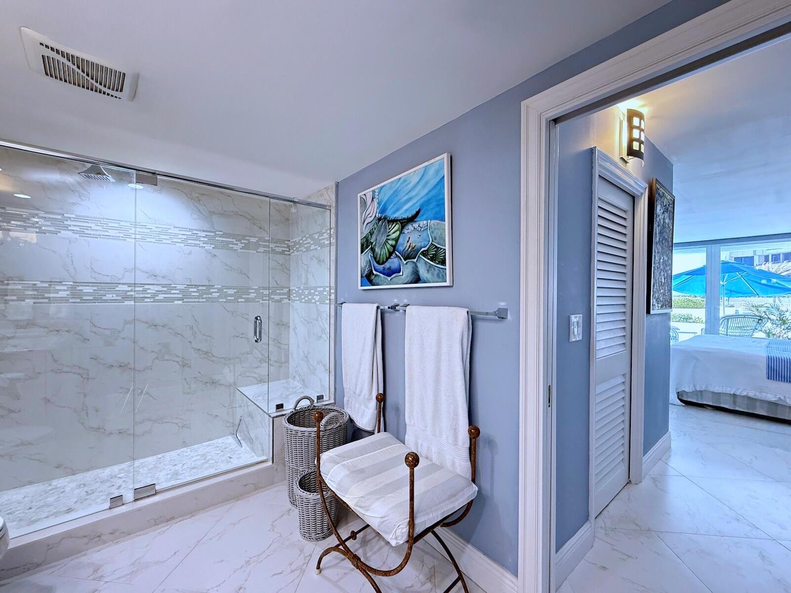 BARCLAY CONDO - Residential Lease