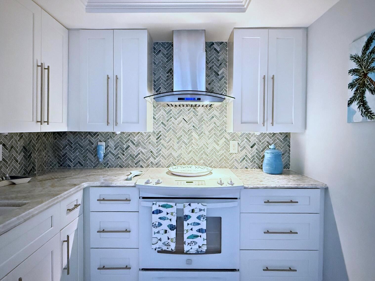 BARCLAY CONDO - Residential Lease