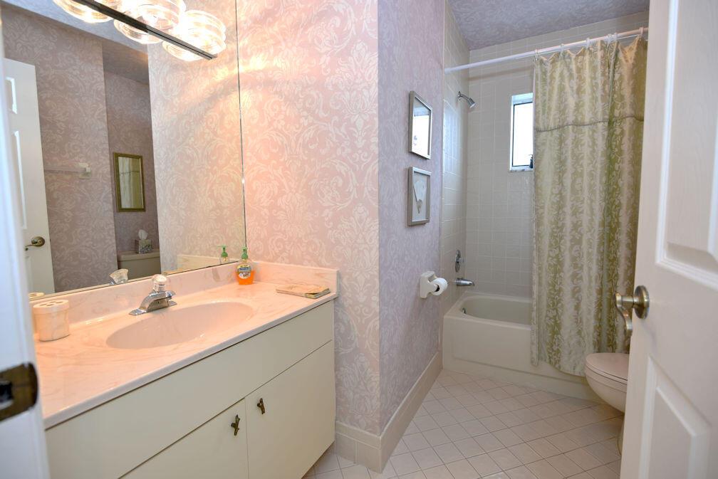 CANTERBURY AT PGA NATIONAL - Residential