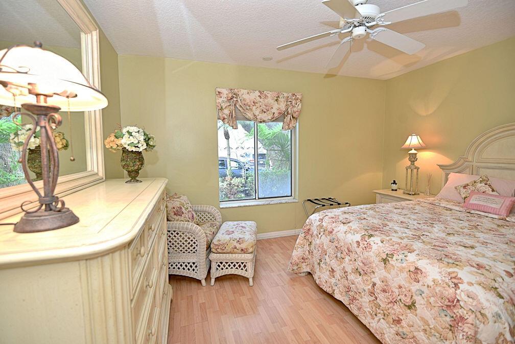 CANTERBURY AT PGA NATIONAL - Residential