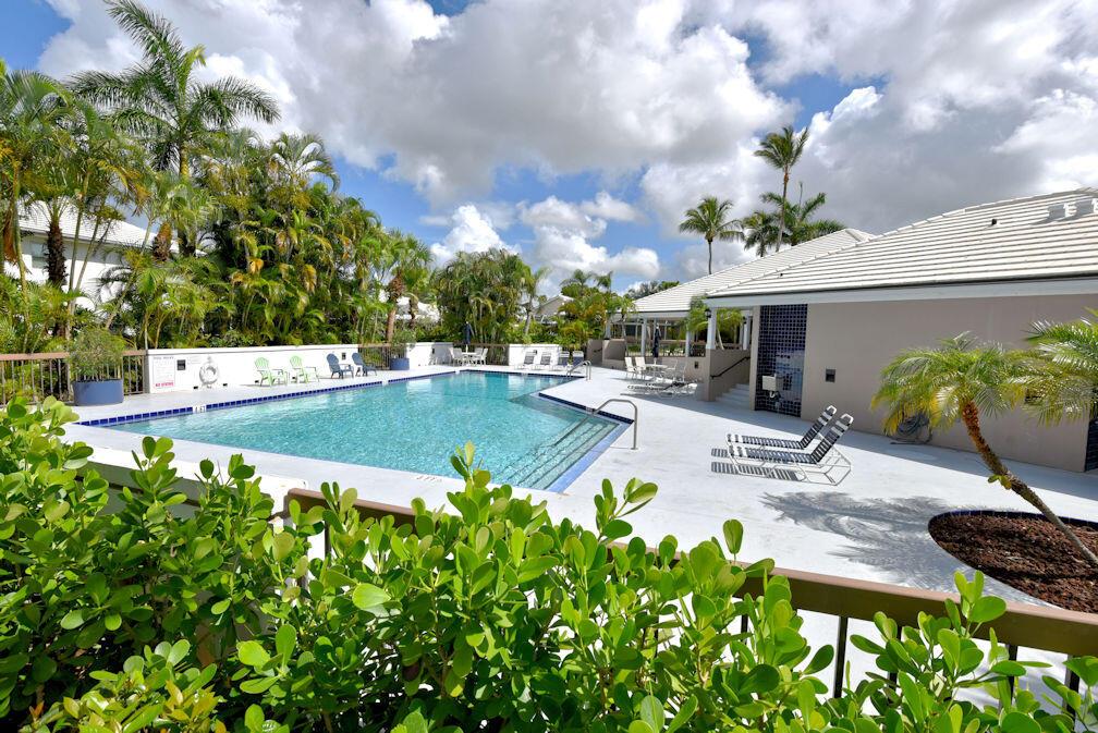 CANTERBURY AT PGA NATIONAL - Residential