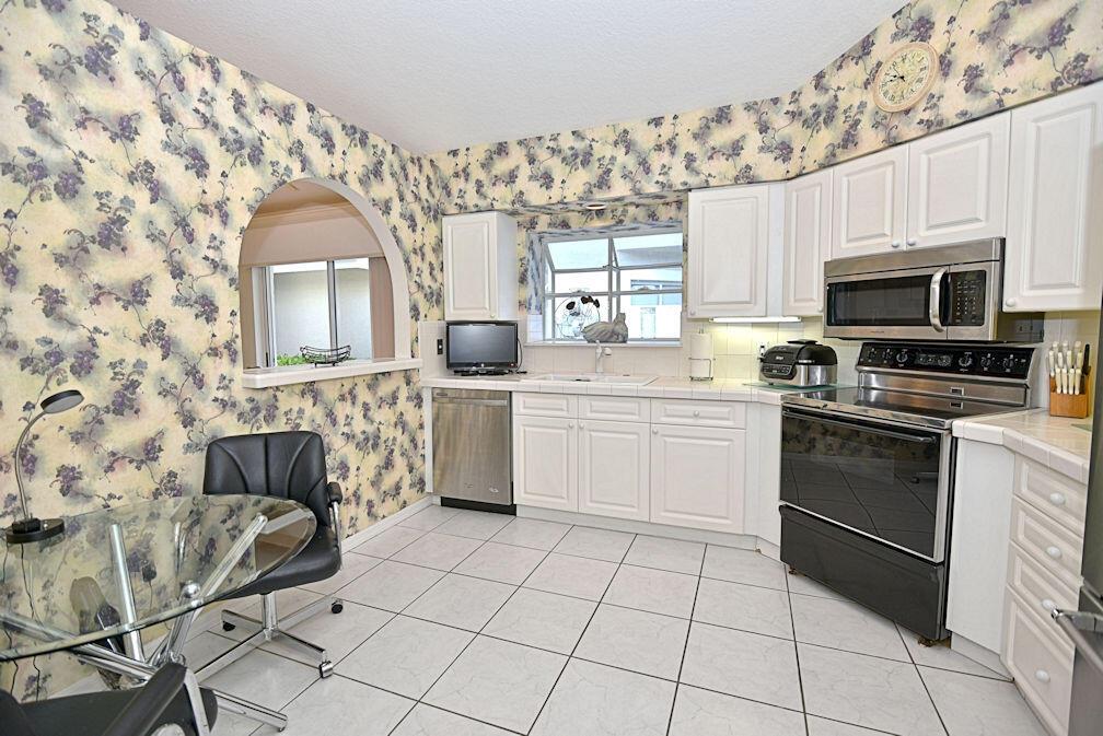 CANTERBURY AT PGA NATIONAL - Residential