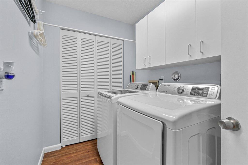 EMERALD POINTE 2 - Residential