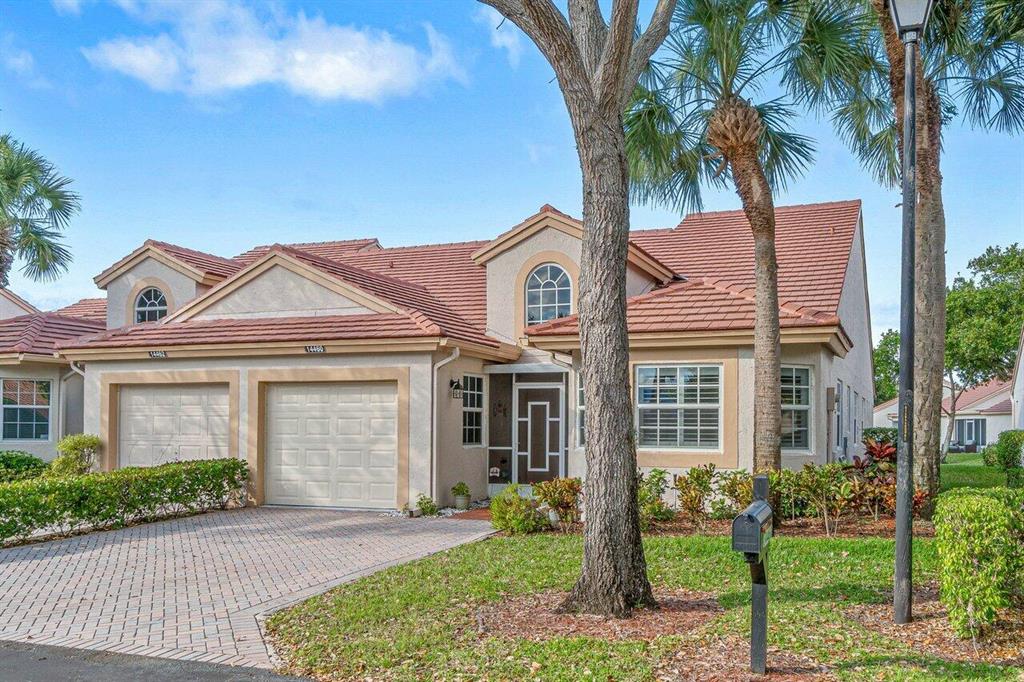 EMERALD POINTE 2 - Residential