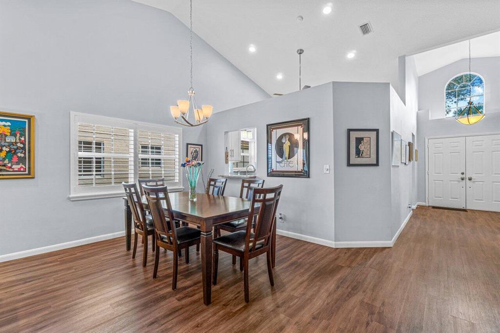 EMERALD POINTE 2 - Residential