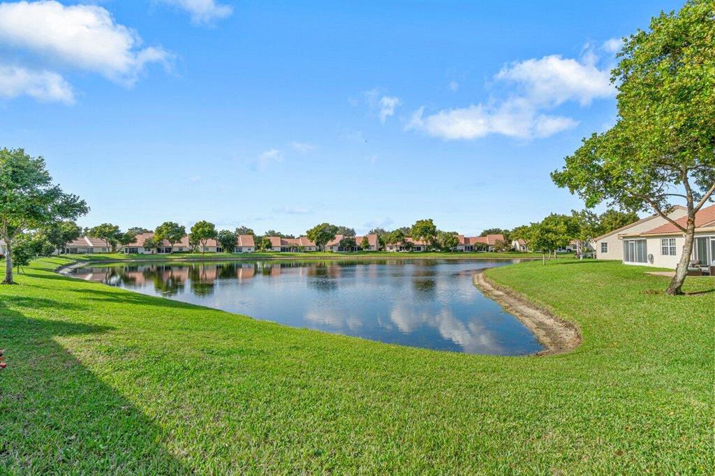 EMERALD POINTE 2 - Residential